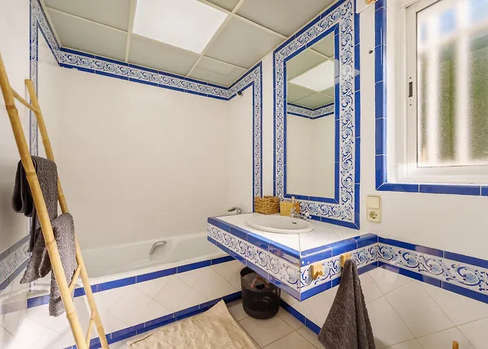 Casa El Sur Beachside In Marbella *