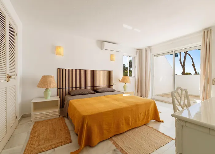 Casa El Sur Beachside In Marbella Естепона