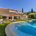 Casa El Sur Beachside In Marbella إِستيبونا