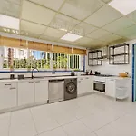Casa El Sur Beachside In Marbella فيلة إِستيبونا