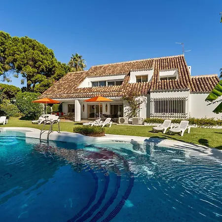 Casa El Sur Beachside In Marbella *