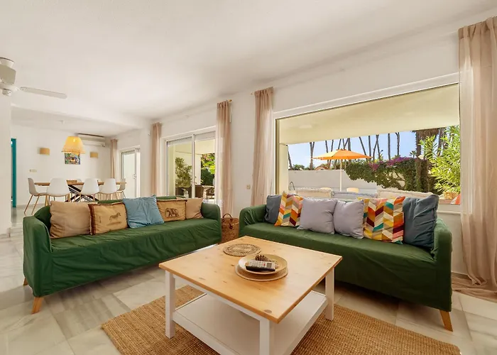 Casa El Sur Beachside In Marbella Villa
