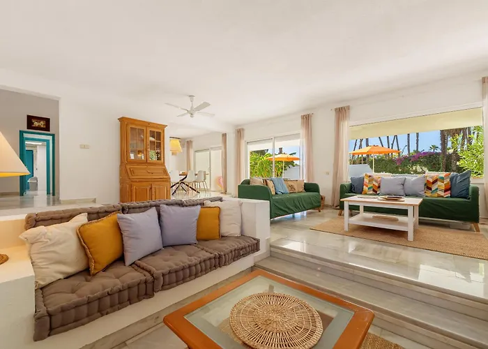 Casa El Sur Beachside In Marbella