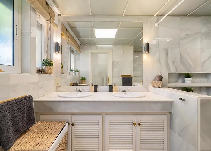 Casa El Sur Beachside In Marbella Villa