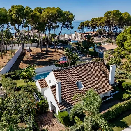 Casa El Sur Beachside In Marbella