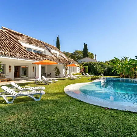 Villa Casa El Sur Beachside In Marbella *