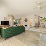 Casa El Sur Beachside In Marbella * 에스테포나