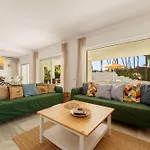 Casa El Sur Beachside In Marbella 빌라